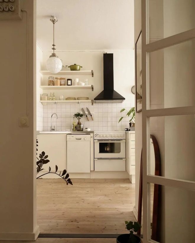 43 ㎡变三室敞亮采光太迷人了麻将胡了2模拟器小户型改造:(图4) 43 ㎡变三室敞亮采光太迷人了麻将胡了2模拟器小户型改造:(图4)