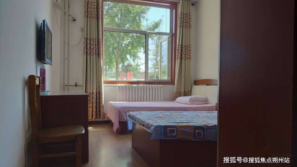 老照料中心咨询指南：服务内容、收费标准及联系电话麻将胡了2026年北京市通州区张家湾镇枫叶红养(图2)