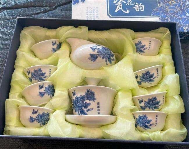 好？2026十款高颜值年礼推荐摆出来有年味麻将胡了试玩网站免费春节给长辈送什么礼品(图15)