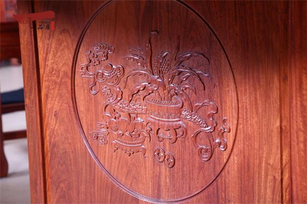 这方餐桌装下了秋日所有暖食光PG电子麻将胡了2一品居红木(图8) 这方餐桌装下了秋日所有暖食光PG电子麻将胡了2一品居红木(图8)
